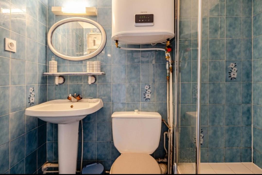 Appartement " Le Grand Bleu " A 3 Min De La Plage La Londe-les-Maures Exterior foto